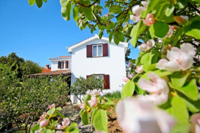 House Uzejra